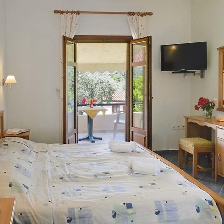 Hotel Apartments Sikia Като-Ґацеа Екстер'єр фото