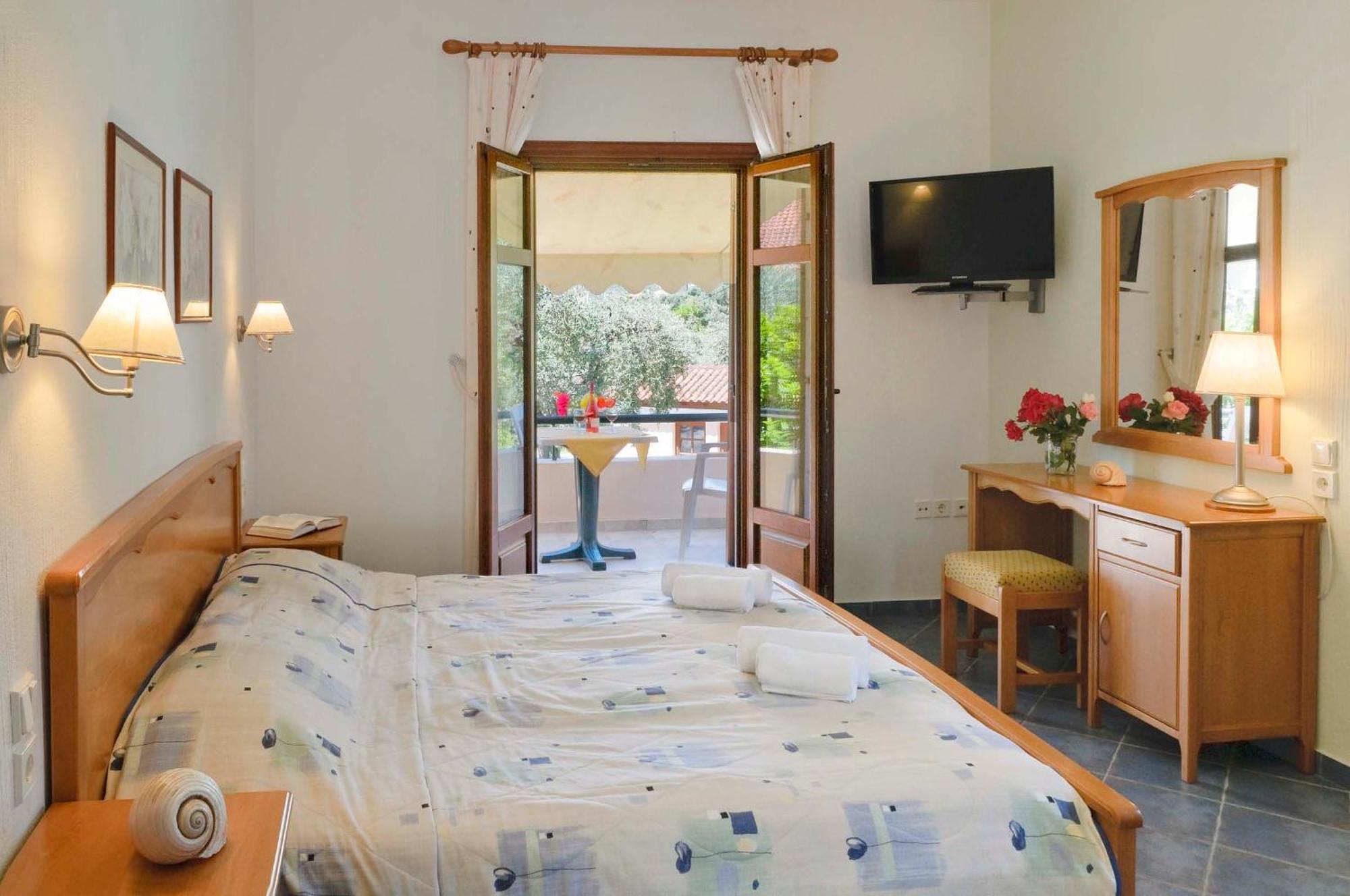 Hotel Apartments Sikia Като-Ґацеа Екстер'єр фото